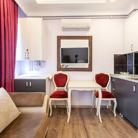 Lale Sultan Apart Istanbul Exterior photo